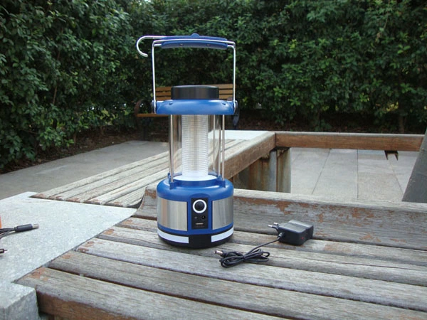 Solar Rechargeable Lamps with 36LED and 3W Solar Panel and FM Radio and USB Outlet for Mobile Charge